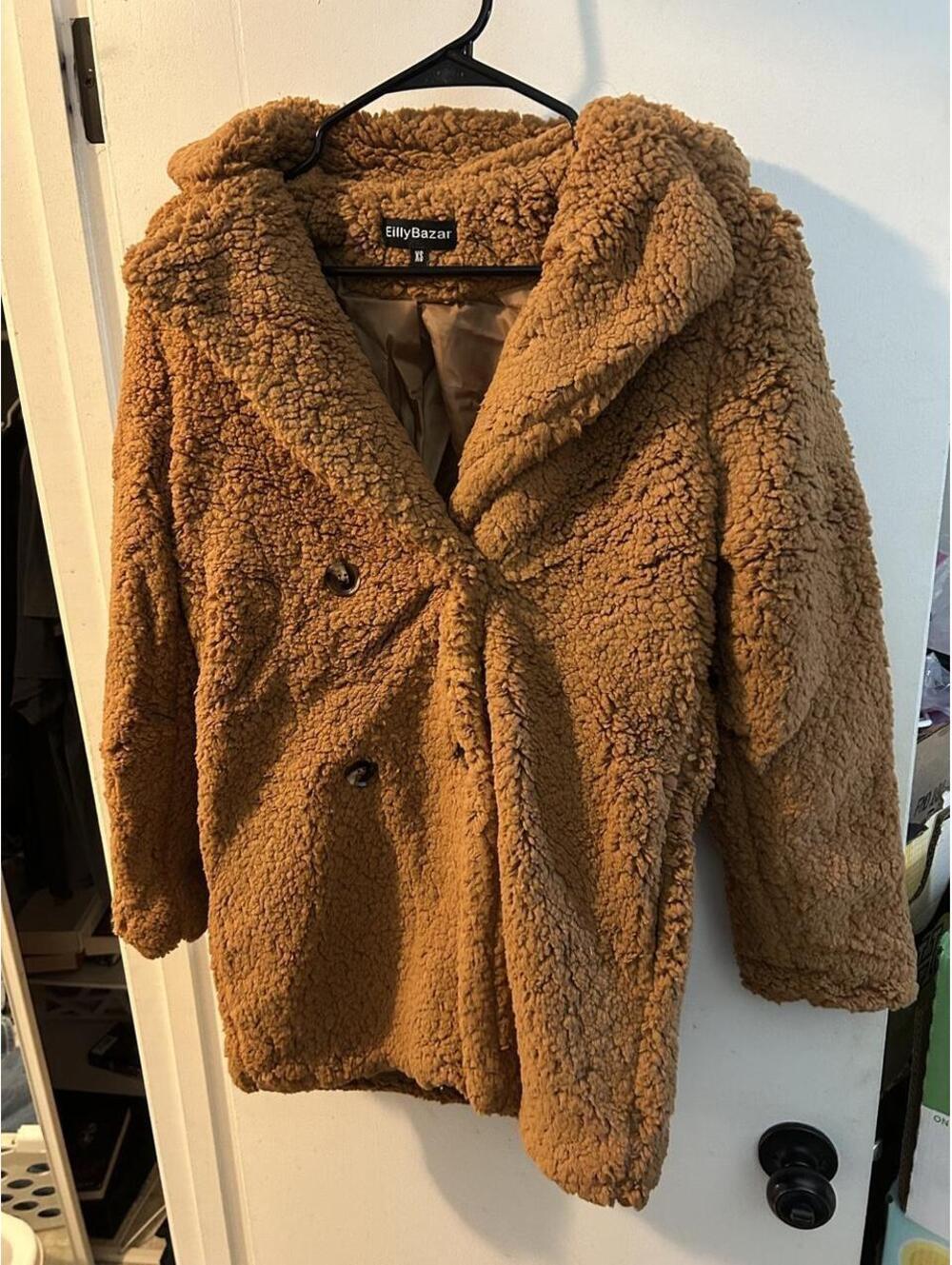 Brand new Eilly Bazar brown teddy coat in size XS